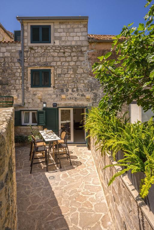 Villa Alea Hvar ฮวาร์ ภายนอก รูปภาพ